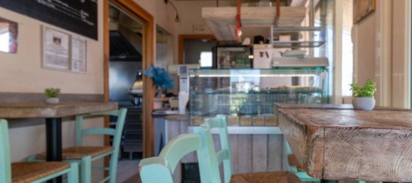 2 rooms Commercial property in San Giovanni in Marignano, Italy No. 55279 5