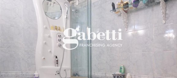 4 rooms Apartment in Rome, Italy No. 24365 44