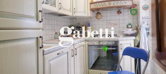 4 rooms Apartment in Rome, Italy No. 24365 26