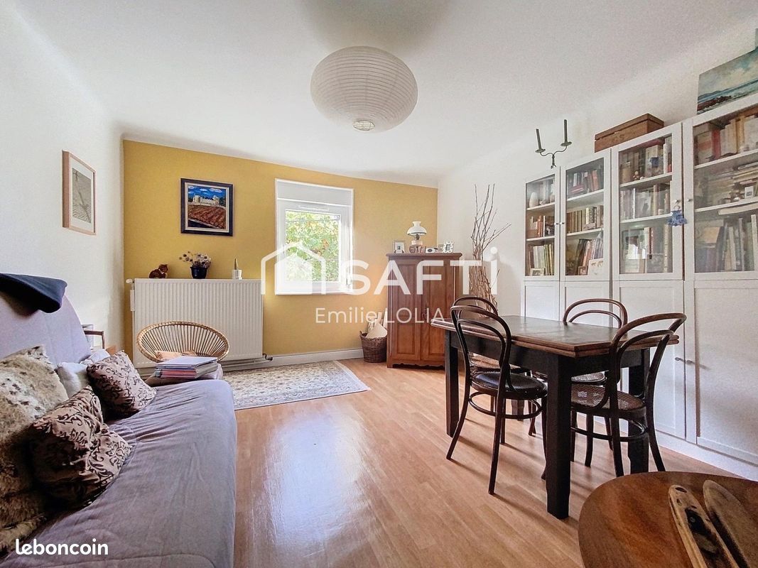 2 bedrooms Apartment in Thionville, France No. 214097