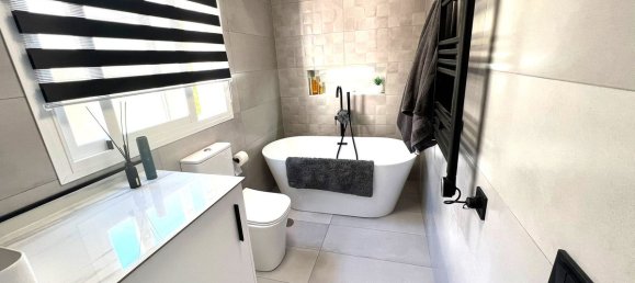 3 bedrooms Townhouse in Alhaurin el Grande, Spain No. 283087 12