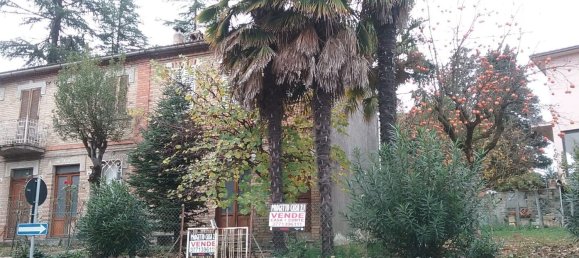 4 rooms House in Appignano, Italy No. 75663 3