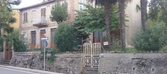 4 rooms House in Appignano, Italy No. 75663 6