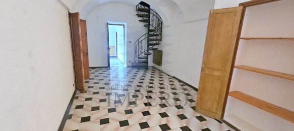 4-salle Maison à Cengio, Italy No. 86999 2