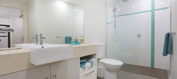 Квартира с 2 спальнями в Biggera Waters, Австралия № 301 7