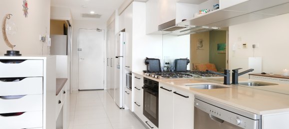 Квартира с 2 спальнями в Biggera Waters, Австралия № 301 5