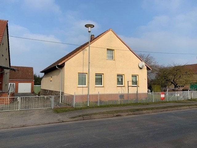 Дом с 3 комнатами в Бранденбург, Германия № 88566