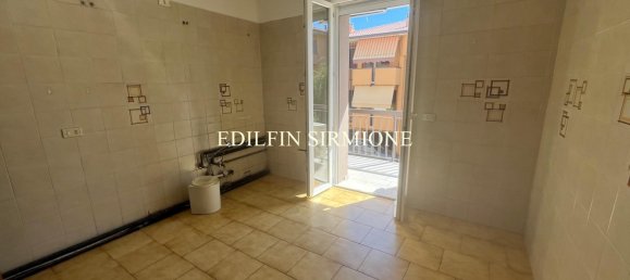 Apartamento de 2 dormitorios en Desenzano del Garda, Italy No. 378452 6