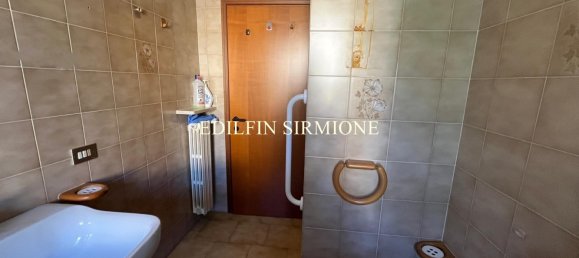 Apartamento de 2 dormitorios en Desenzano del Garda, Italy No. 378452 15