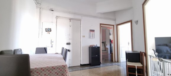 4 bedrooms Apartment in Genoa, Italy No. 332436 20