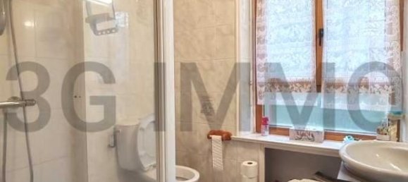 3 bedrooms House in Meneac, France No. 192488 7