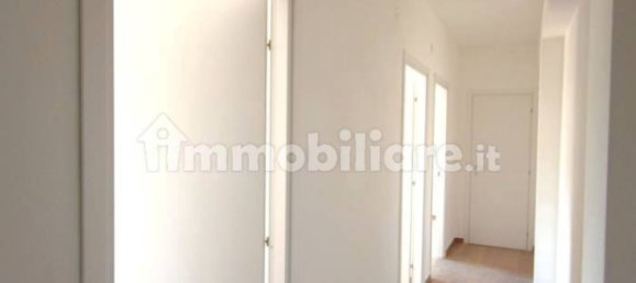 3 bedrooms Apartment in Parma, Italy No. 325768 16