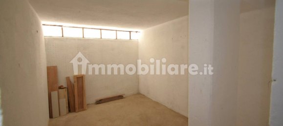 3 bedrooms Apartment in Parma, Italy No. 325768 27
