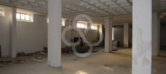 مستودع في Amadora, Portugal 3000متر مربع رقم 75964 7