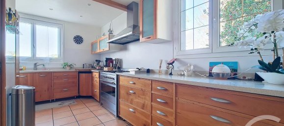 4 bedrooms House in Champigny-sur-Marne, France No. 167146 13