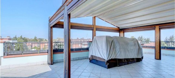 5 rooms Penthouse in Vignola, Italy No. 76489 13
