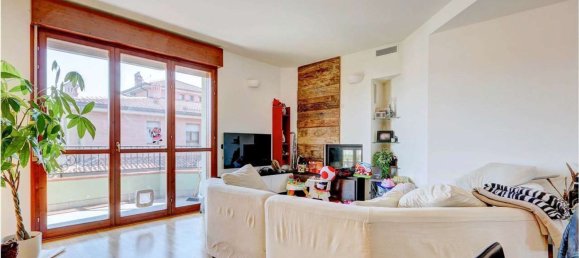 5 rooms Penthouse in Vignola, Italy No. 76489 5