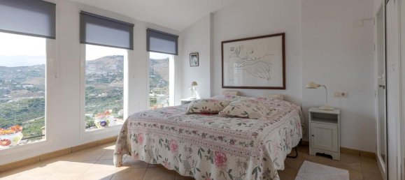 Casa de 2 dormitorios en Almuñécar, Spain No. 150790 9