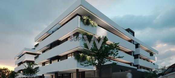 Apartamento de 3 dormitorios en Aveiro, Portugal No. 152913 3