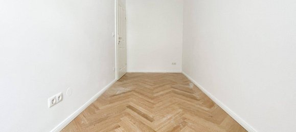 2 rooms Apartment in Rudolfsheim-Funfhaus, Austria No. 240432 4