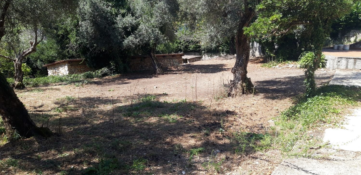 Terreno em Formia, Italy 2000 m² N.º 112960