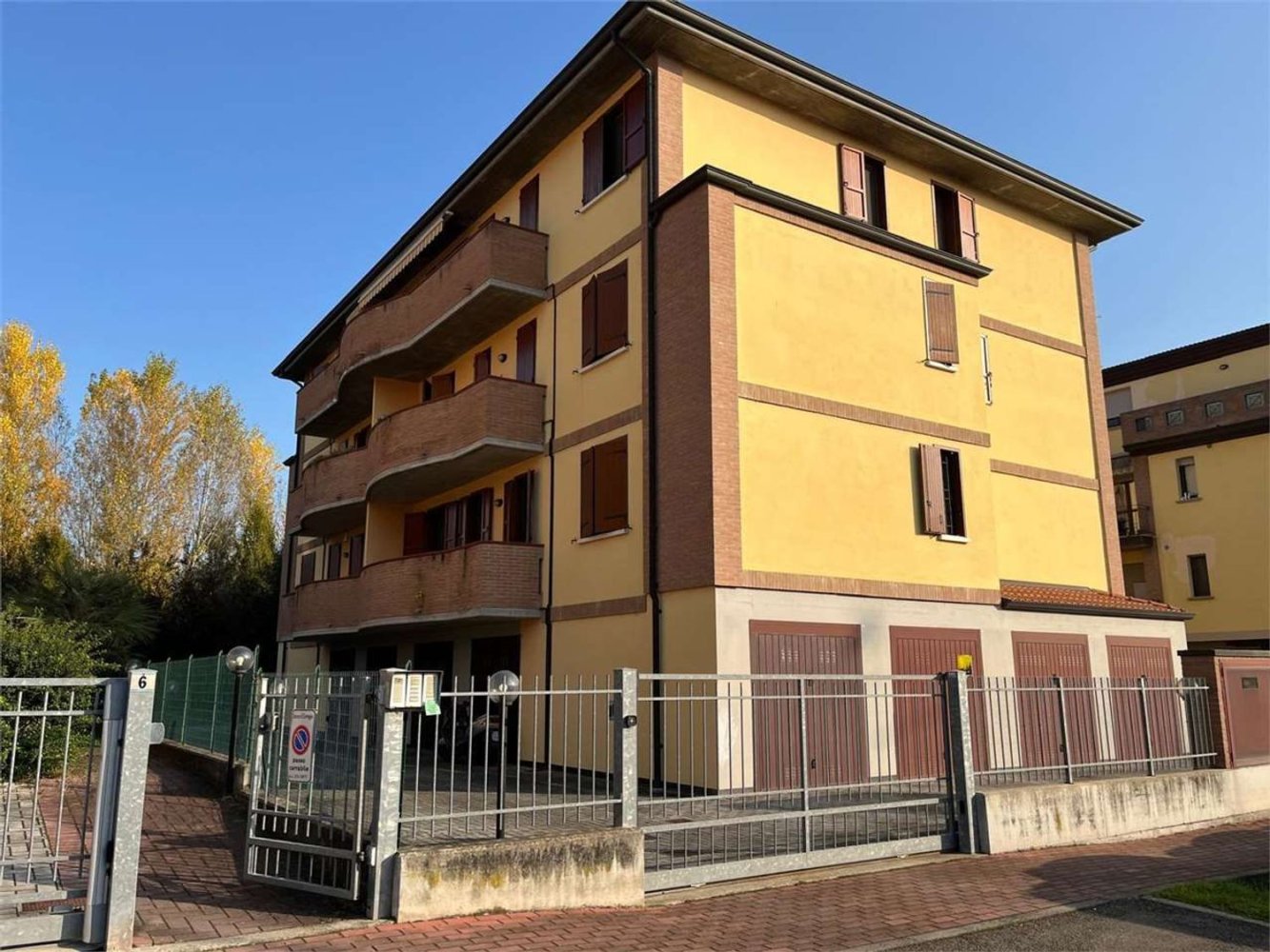 2 غرف نوم شقة في Correggio, Italy رقم 382021