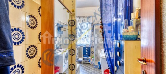 2 bedrooms Apartment in Senago, Italy No. 276205 21