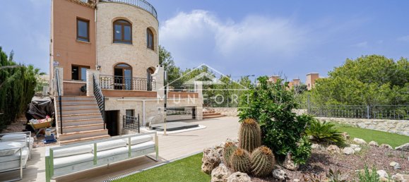 4 Schlafzimmer Villa in San Miguel de Salinas, Spain, Nr. 157960 2