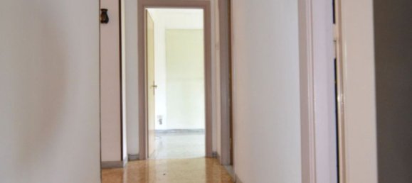 8 rooms Apartment in Rome, Italy No. 148703 43