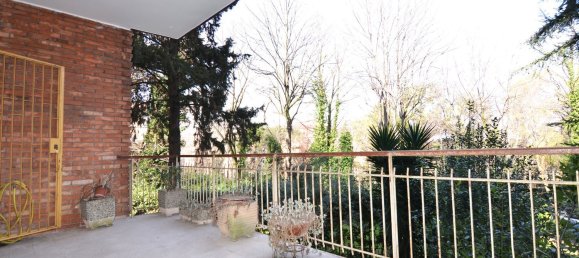8 rooms Apartment in Rome, Italy No. 148703 35