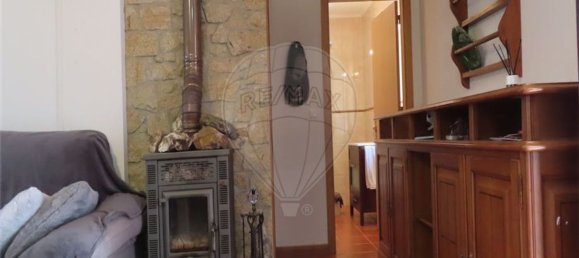 3 bedrooms House in Almaceda, Portugal No. 165885 16