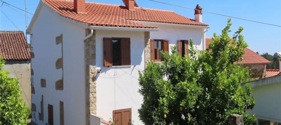 3 bedrooms House in Almaceda, Portugal No. 165885 2