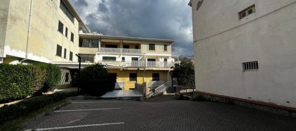 3 rooms Apartment in Fuscaldo, Italy No. 182698 8