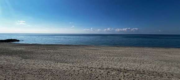 3 rooms Apartment in Fuscaldo, Italy No. 182698 3