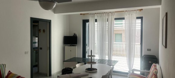 3 rooms Apartment in Fuscaldo, Italy No. 182698 9