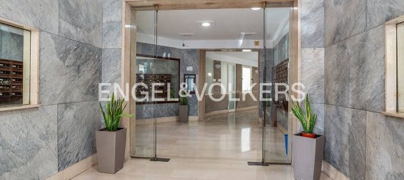 3 bedrooms Apartment in Rome, Italy No. 64994 18