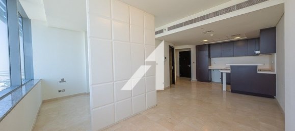 Studio in Dubai, UAE No. 42759 3