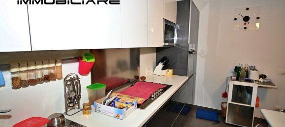 5 chambres Appartement à Castelnuovo Rangone, Italy No. 334906 32