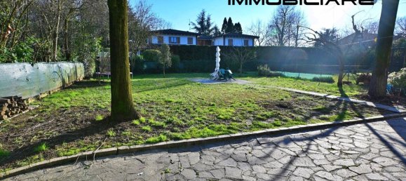 5 chambres Appartement à Castelnuovo Rangone, Italy No. 334906 2