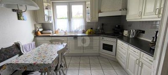 8 rooms Townhouse in Wolfsburg, Germany No. 316664 2