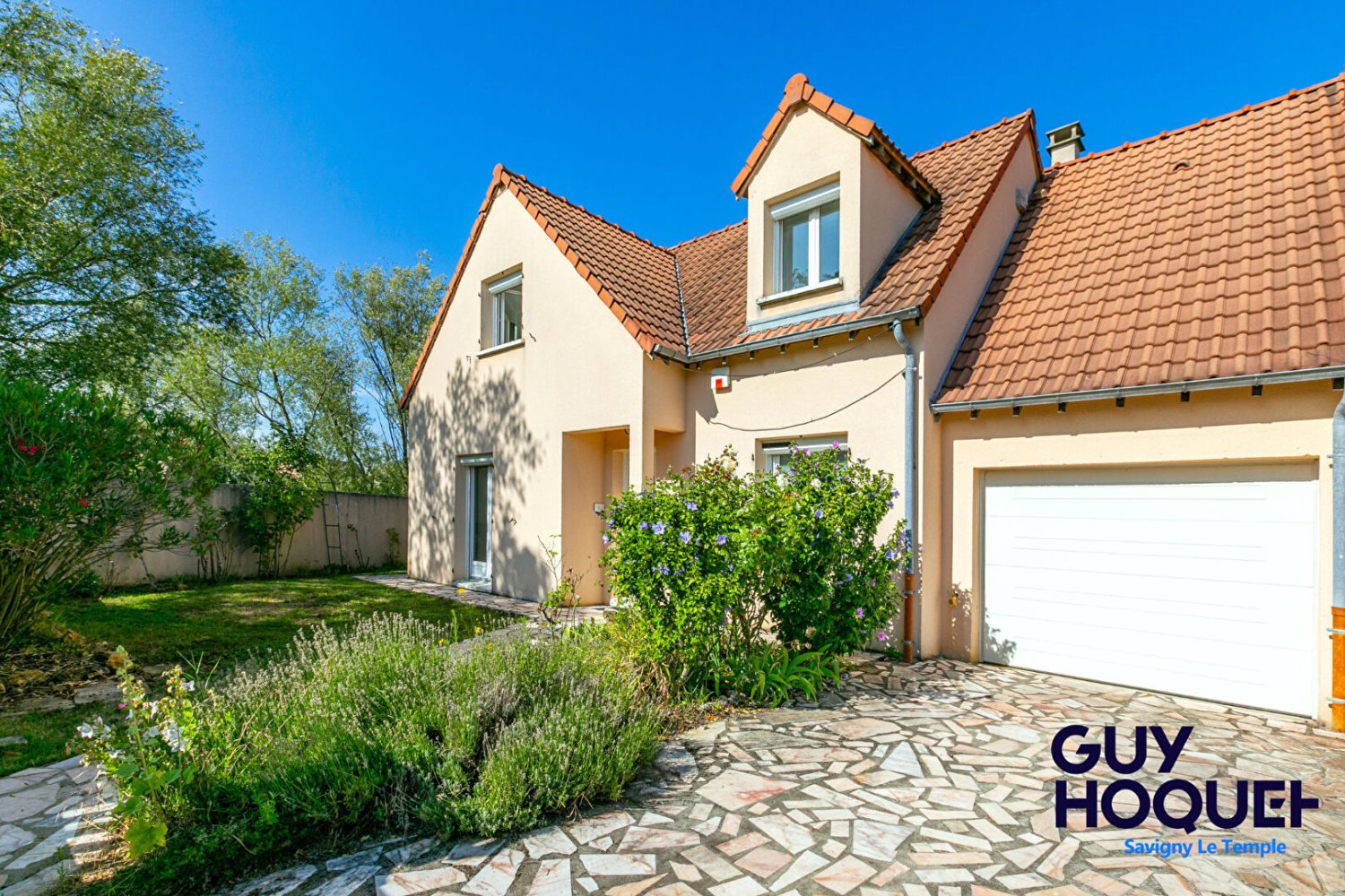 3 Schlafzimmer Haus in Savigny-le-Temple, France, Nr. 298516