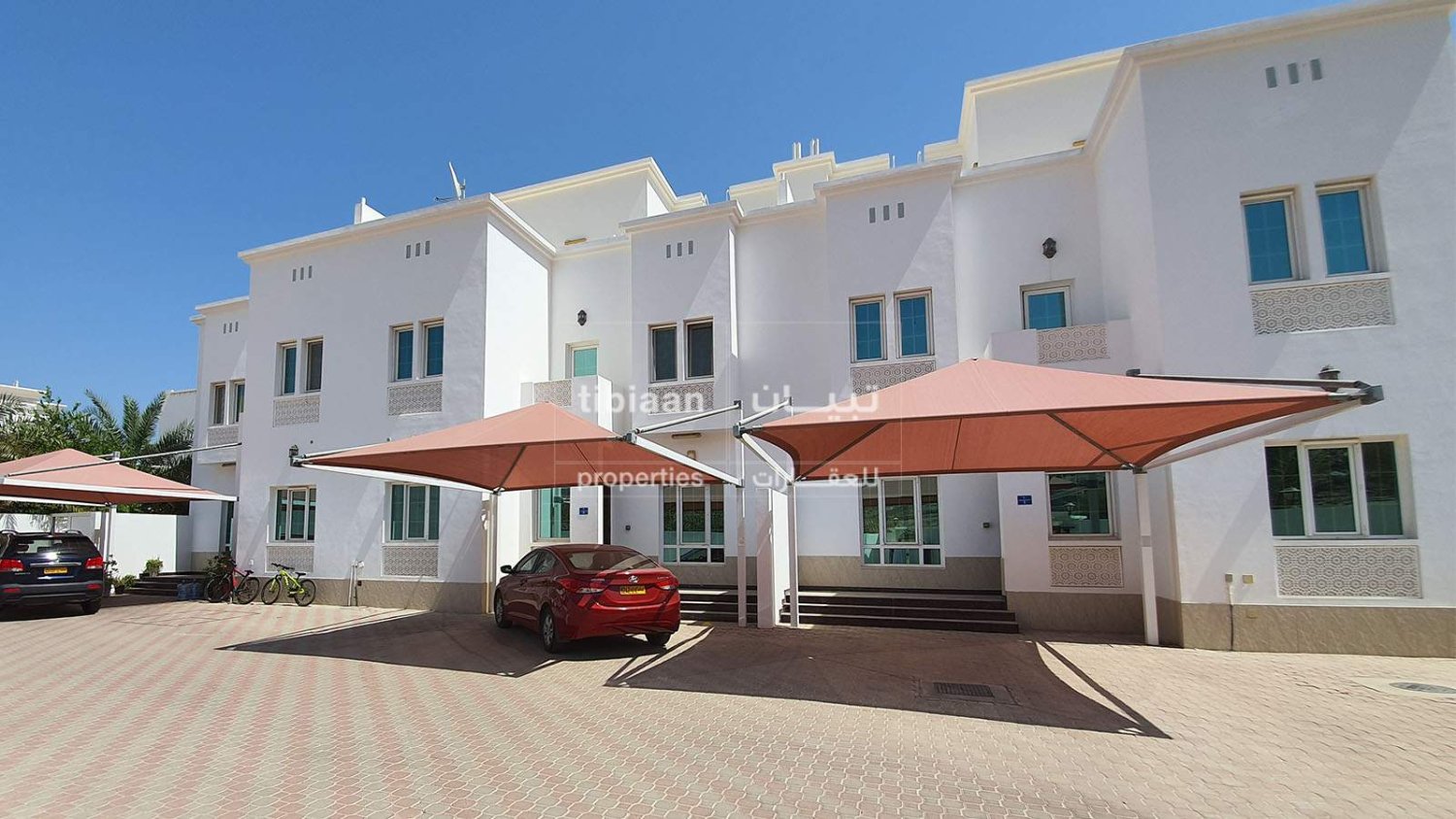 5 bedrooms Villa in Muscat, Oman No. 882