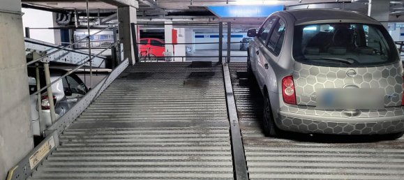  Parking in Dresden, Germany No. 322997 5