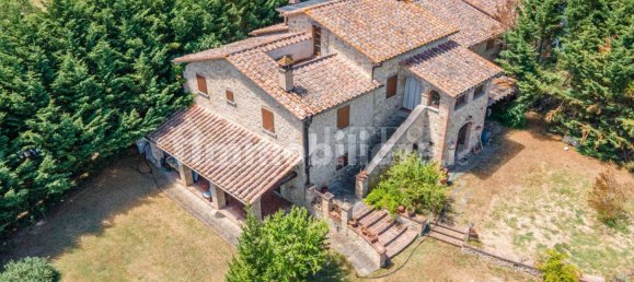 6 bedrooms Villa in Città di Castello, Italy No. 353636 8
