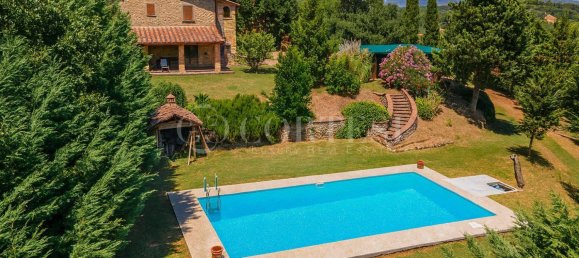 6 bedrooms Villa in Città di Castello, Italy No. 353636 2