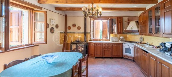 6 bedrooms Villa in Città di Castello, Italy No. 353636 36
