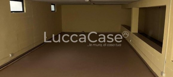 Gewerbliche Immobilie in Lucca, Italy 200m², Nr. 125227 4