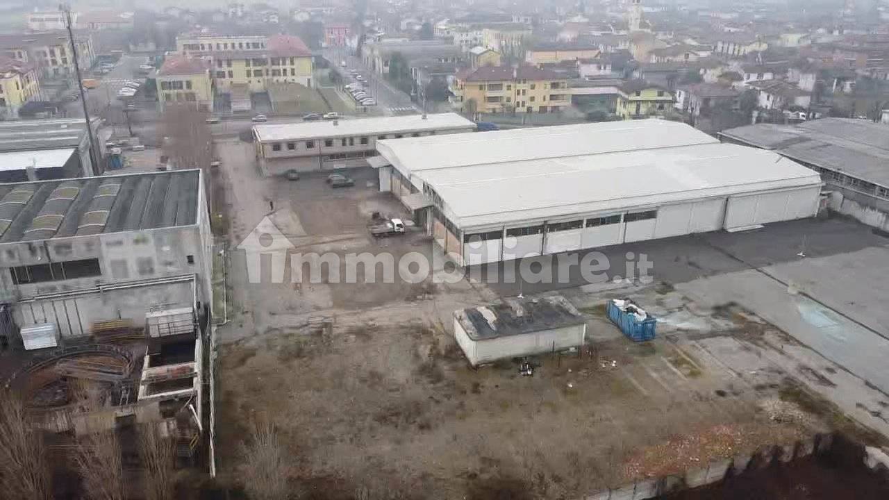 Lagerhaus in Bubbiano, Italy 4920m², Nr. 169069