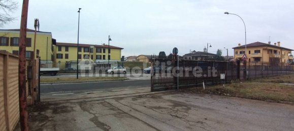 Lagerhaus in Bubbiano, Italy 4920m², Nr. 169069 9