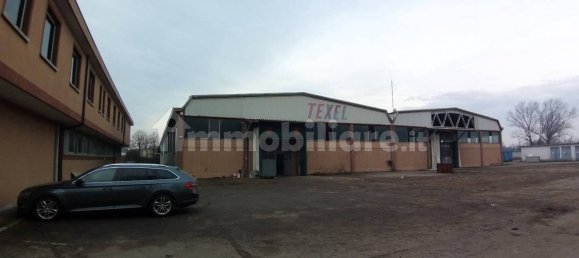 Lagerhaus in Bubbiano, Italy 4920m², Nr. 169069 11